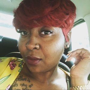 Meet your Posher, Alecia